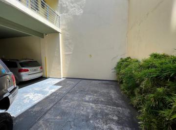 Garage · 13m² · Cochera Fija Descubierta en Pb con Portón Automático.