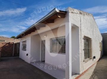 Casa de 4 ambientes, Plottier · Casa en Alquile en Plottier