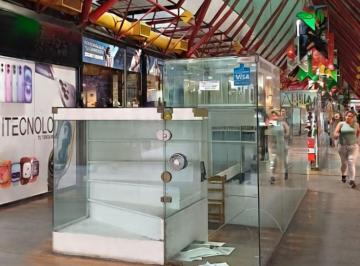 Local comercial · 13m² · Local Comercial en Venta en Florida Al 800 Microcentro Caba