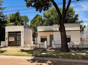 Casa · 168m² · 6 Ambientes · 2 Cocheras · 2 Casas en Venta Colón Entre Ríos