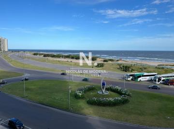Foto1 · Alquila Apartamento con Vista Al Mar de 3 Dorm. en Brava, Punta del Este.