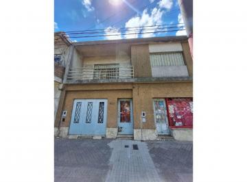 Casa · 170m² · 4 Ambientes · 1 Cochera · Bv Segui 2050