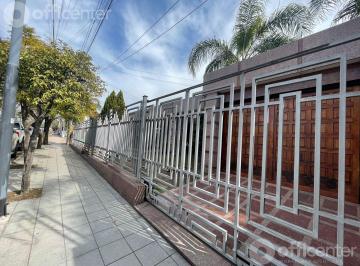 Casa · 493m² · 3 Dormitorios · Casa / Terreno en Venta - Cerro de Las Rosas - Zona Norte