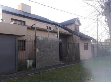 Casa de 4 ambientes, La Plata · Casa en Venta en Calle 33 Entre 140 y 141, San Carlos