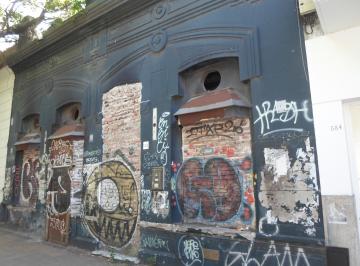 Casa , La Plata · Oportunidad de Inversion - Lote de 10 X 30 - Opciones Varias - Permutas