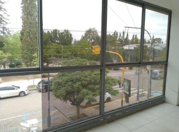 Local comercial · 110m² · 4 Ambientes · Local en Alquiler en Chacras de Coria