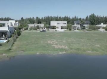 Terreno · 816m² · Lote Al Agua en Venta en San Francisco Villanueva