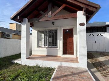 Casa de 3 ambientes, La Falda · Casa en Venta en La Falda, Barrio Villa Caprichosa