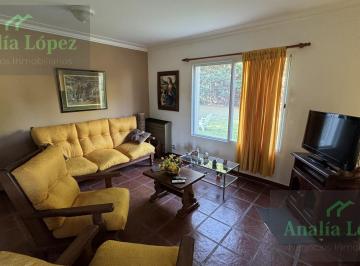 Casa · 93m² · 4 Ambientes · Casa 4 Amb. Sobre 4 Lotes en Barrio Las Lomas - Miramar