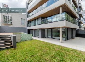 Departamento · 93m² · 4 Ambientes · 2 Cocheras · Excelente Departamento de 4 Ambientes con Jardín y Cochera en Venta, San Isidro.