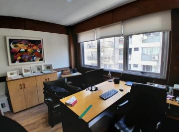 Oficina comercial · 76m² · 4 Ambientes · Excelente Estado!