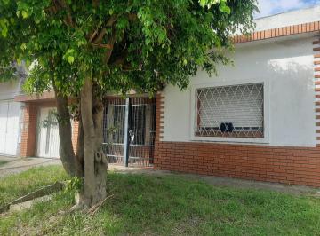 Casa de 3 ambientes, Morón · Casa en Venta en Palomar a Refaccionar 3 Ambientes
