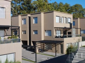 Departamento · 69m² · 3 Ambientes · 1 Cochera · Departamento en Venta en Green Village