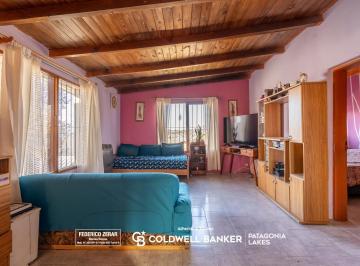 Casa · 70m² · 3 Ambientes · 2 Cocheras · Venta Casa, 2 Habitaciones, Centro en San Carlos de Bariloche