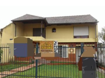 FRENTE JARDIN · Vende Hermoso Chalet, Casa Quinta en La Ciudad Banfield.