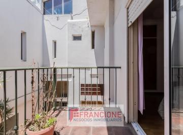 Casa · 210m² · 4 Ambientes · 1 Cochera · Casa Lote Propio C/coch. Velez Sarfield/limite Montecastro