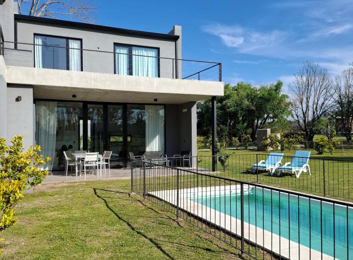 PH · 120m² · 4 Ambientes · 1 Cochera