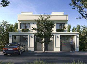 Casa de 5 ambientes, Salta · Duplex en Preventa, Al Lado de La Ucasal - Salta Capital