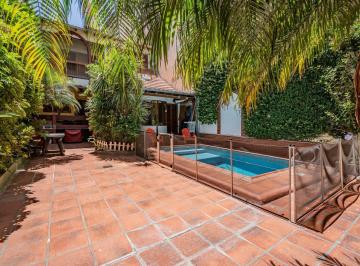 Casa · 300m² · 6 Ambientes · 2 Cocheras · Casa en Venta 5 Amb con Cochera y Jardin - Caballito