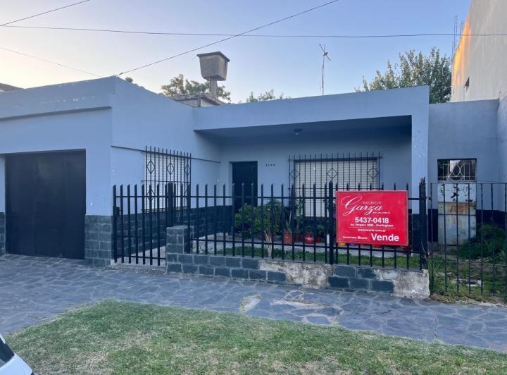 Casa · 256m² · 3 Ambientes · 1 Cochera