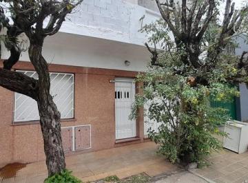 PH · 102m² · 3 Ambientes · 1 Cochera · PH en Villa Insuperable