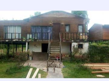 Casa de 8 ambientes, Tigre · Casa en Venta - 3 Dorm. 1 Baño - Patio - 1000 m² - Tigre