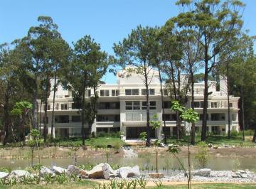Departamento · 76m² · 3 Ambientes · Departamento en Venta en Green Park, Punta del Este