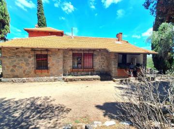 fachada · Los Cocos Chalet Emblematico a m de Grierson