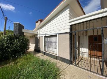 Casa de 6 ambientes, Córdoba · Apta Crédito Parque Capital Venta Casa 3 Dorm Patio Quincho + Depto 1 Dorm