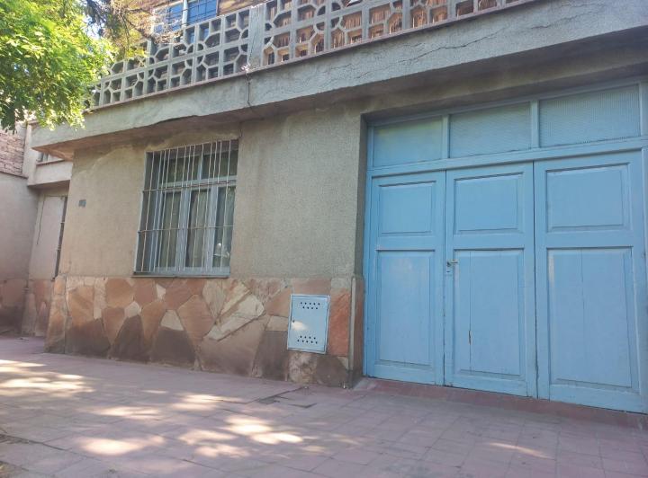 Casa · 66m² · 4 Ambientes · 1 Cochera