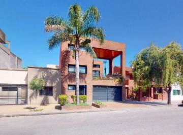 Casa de 10 ambientes, La Plata · Casa en Venta E Calle 38 E/ 29 y 30