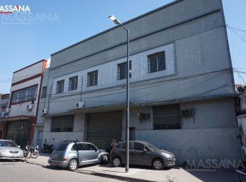 Depósito · 1034m² · 4 Ambientes · 2 Cocheras · Depósito - 1034 m² Paternal