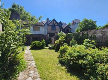 Casa · 191m² · 5 Ambientes · 1 Cochera · Casa en Venta en Beccar Vias a Libertador 4 Dorm.