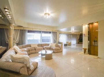 Departamento · 240m² · 4 Ambientes · 1 Cochera · Departamento en Venta, Flores, 6 Ambientes, con Balcón Al Frente