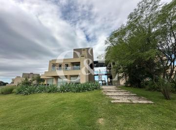 Departamento de 3 ambientes, Villa Carlos Paz · Exclusivo Departamento de Categoría de un Dormitorio en Carlos Paz Golf