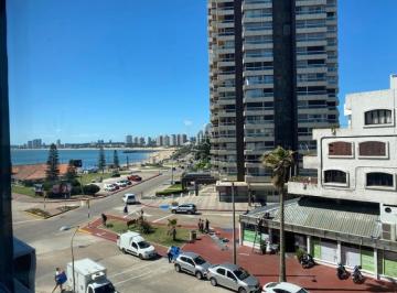Foto1 · Venta Apartamento de 1 Dormitorio en Peninsula con Vista a Playa