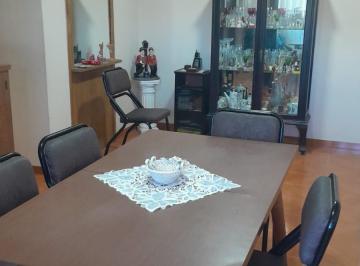 Departamento de 3 ambientes, Versalles · Versalles. P. curuzu Cuatia 2400.dto.3 Amb. Coc. y Lav. Sep. Grup. Electrogeno. Jardin