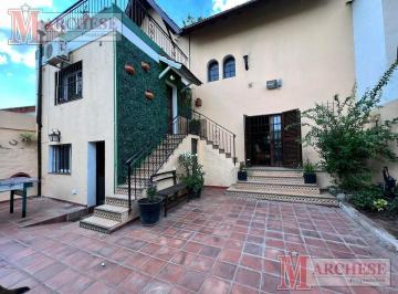 Casa · 160m² · 3 Ambientes · 1 Cochera · Casa - Ituzaingó