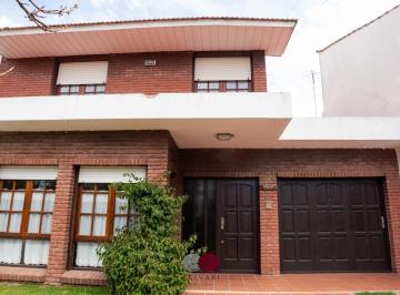 Casa de 4 ambientes, Mar del Plata · Cataluña 4864