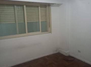 Departamento de 2 ambientes, Quilmes · Quilmes Centro Departamento de 2 Ambientes Amplio con Patio