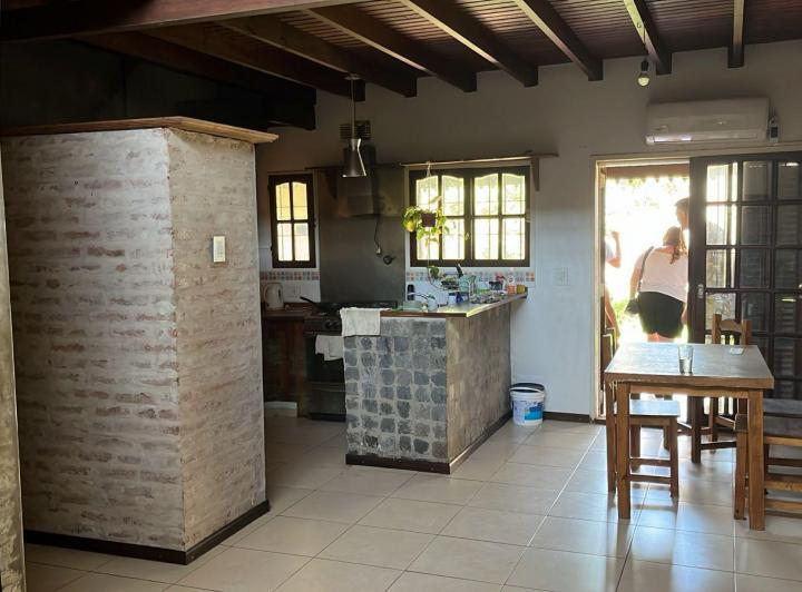 Casa · 100m² · 4 Ambientes · 1 Cochera
