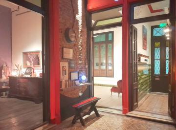 Casa · 466m² · 6 Ambientes · Casa en Venta - 2 Plantas. excelente Estado