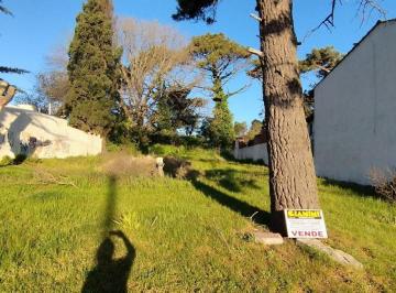 GIA-GI1-3038_2 · Venta Lote 1215 m² Zonf Rma/g Fot 2fos 0.60 Const 2430 m²