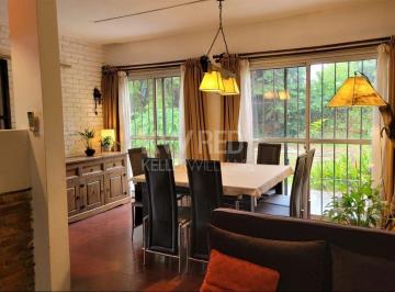 Casa · 147m² · 4 Ambientes · 2 Cocheras · Venta de Casa en Pinar Sur, 3 Dorm., 2 Baños