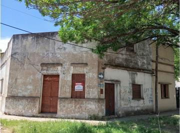 Bodega-Galpón · 122m² · Oportunidad Esquina a Reciclar Telefonos de Contacto, Gustavo o Alejandro con