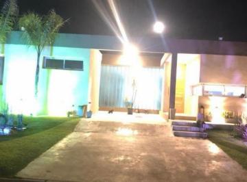 Casa · 190ha · 4 Ambientes · 1 Cochera · Venta de Casa en Santa Juana Canning