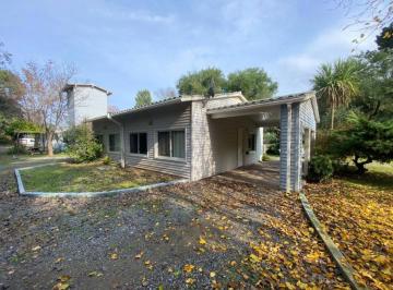 Fondo de comercio · 360m² · 12 Ambientes · 4 Cocheras · Complejo 4 Cabañas en Venta Chascomus