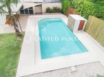 Foto1 · Casa en Mansa con Piscina Climatizada, 4 Dorm.