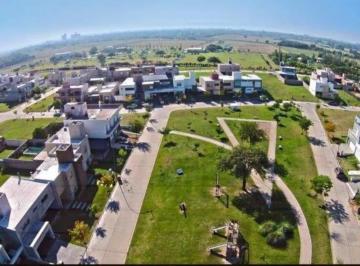 Terreno · 360m² · Terreno de 360 m² en Terrazas de Manantiales