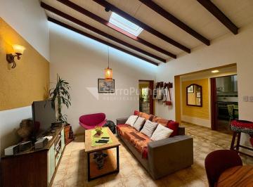 Casa · 100m² · 4 Ambientes · 1 Cochera · Venta Casa 4 Ambientes en Haedo